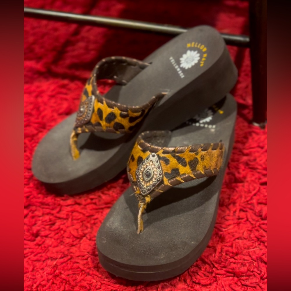 Yellowbox sandals